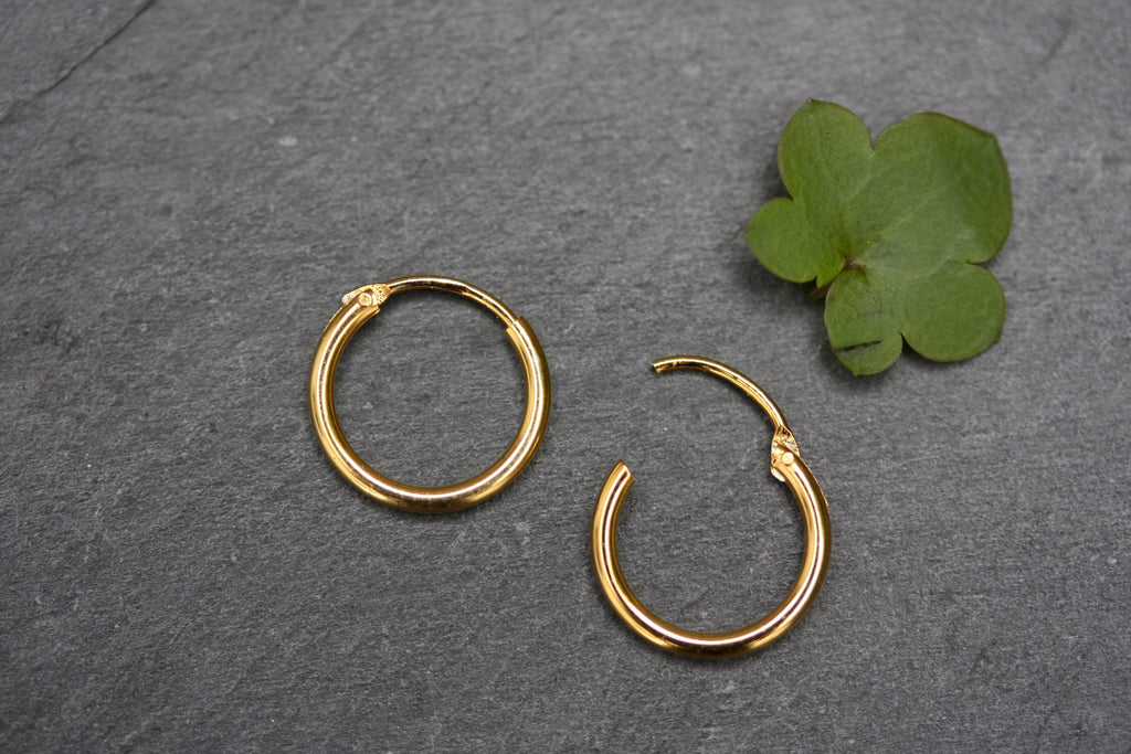 10mm plain gold hoop earrings