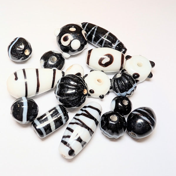 Indian Glass Bead Mix - Black & White