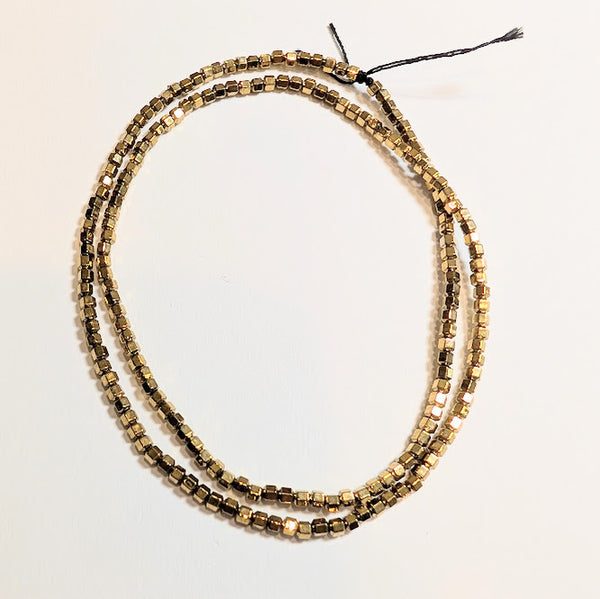 Gold Faceted Cube Hematite Beads – 2.5mm