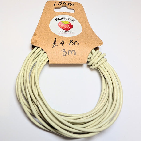 Leather Cord in Pale Mint Green – 1.5mm (3m)