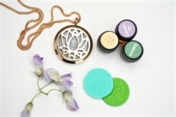 GIFT SET - Rose Gold Lotus Flower Essential Oil Diffuser Locket Necklace (with oils)