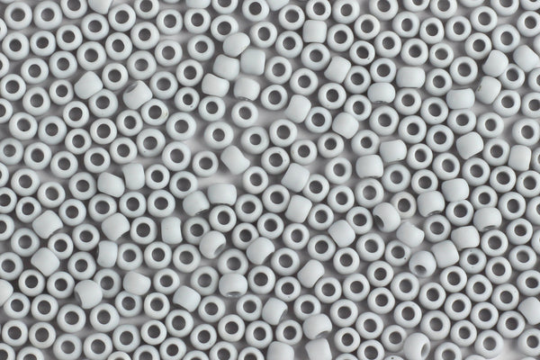 Kerrie Berrie Size 8 Seed Beads for Jewellery Making With UK Delivery in  matte grey
