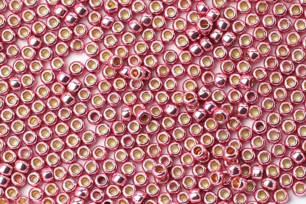 Kerrie Berrie Size 8 Seed Beads for Jewellery Making With UK Delivery in  metallic pink
