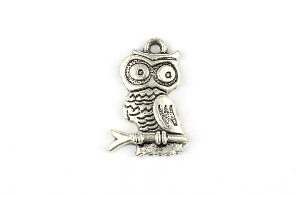 Kerrie Berrie Silver Plated Cute Owl Charm Pendant