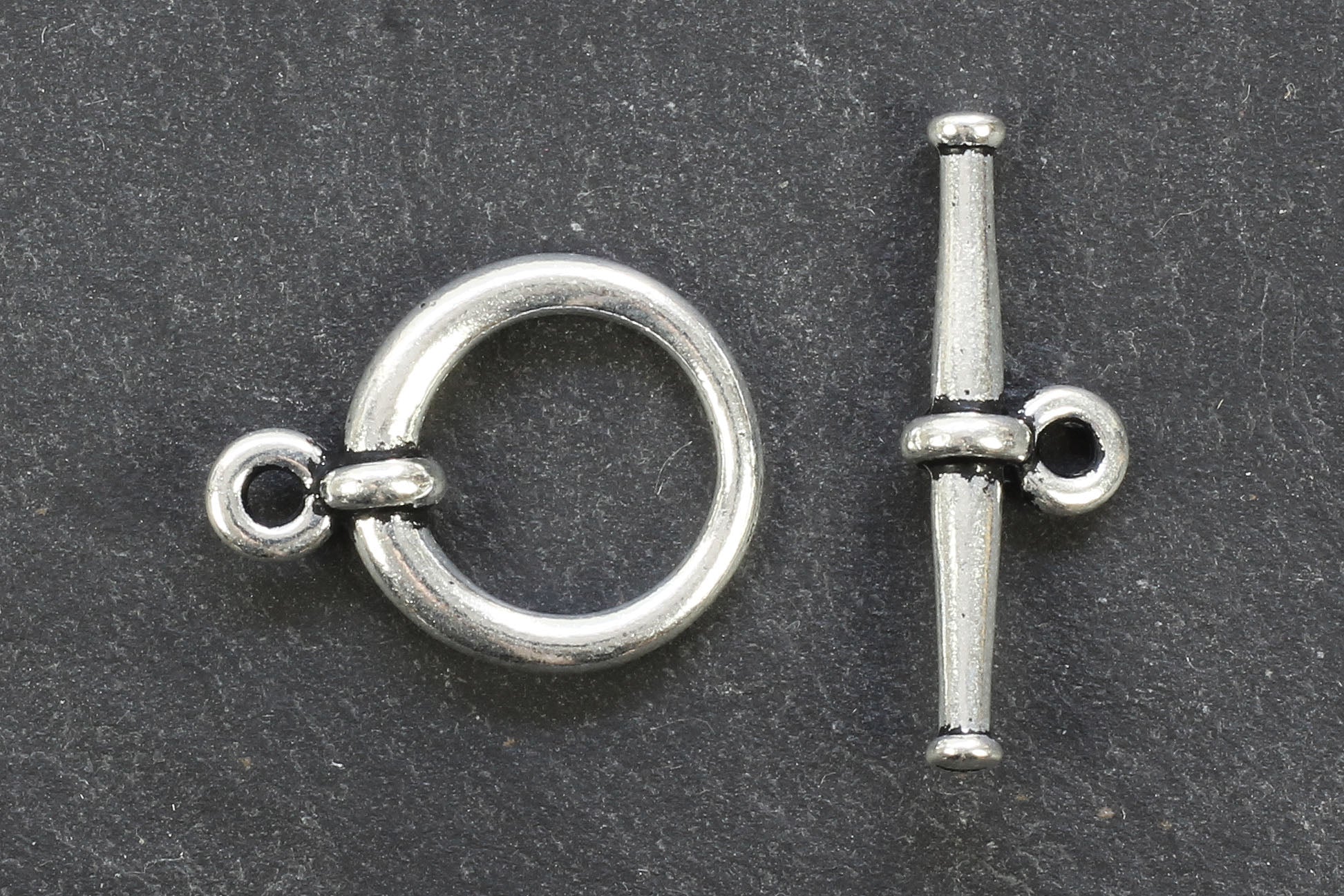 Silver on sale toggle clasp