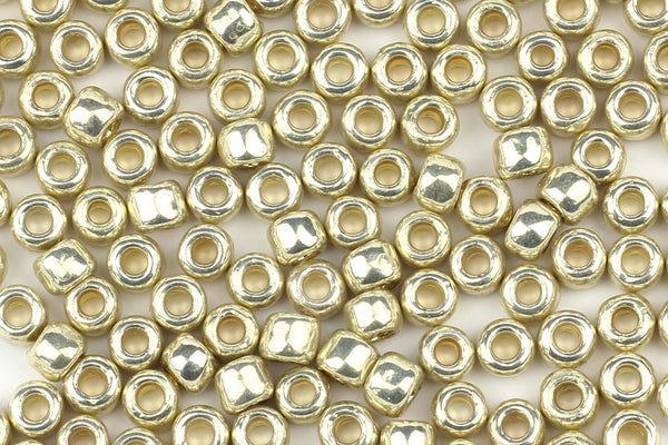 Kerrie Berrie UK Seed Beads for Jewellery Making Size 6 Seed Beads in Metallic Gold