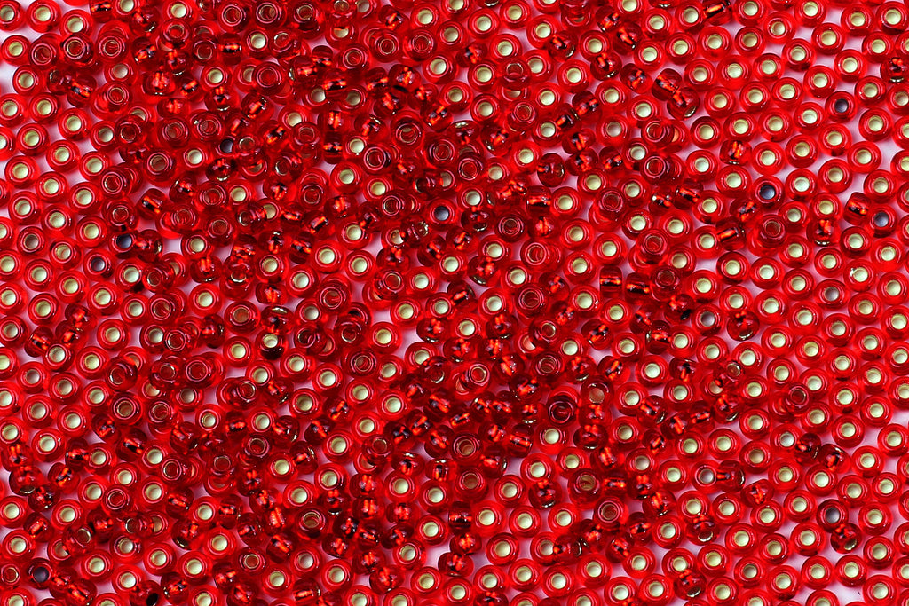 Kerrie Berrie UK Seed Beads for Jewellery Making Size 11 Seed Beads in Red Foil