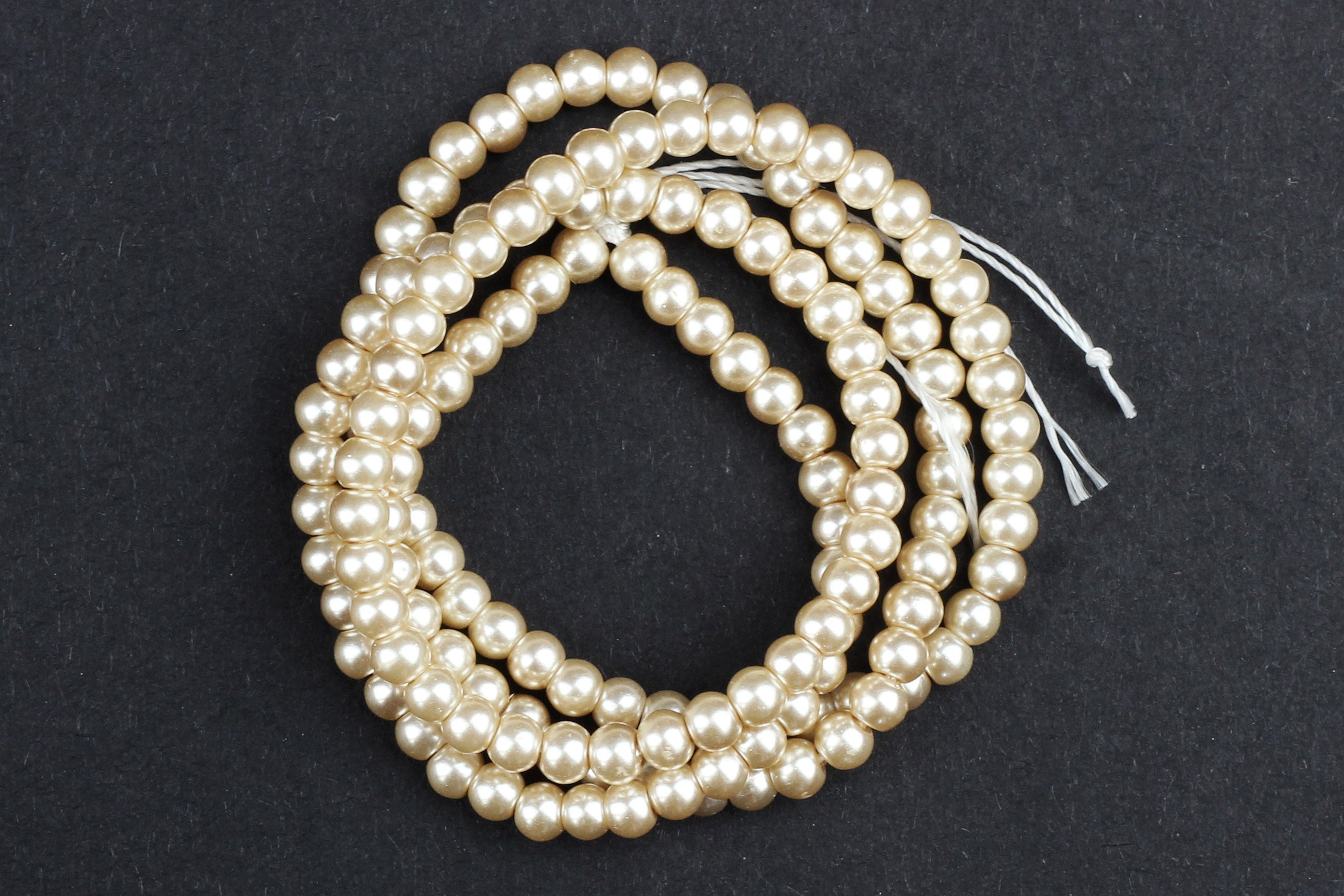 Bead pearls shop