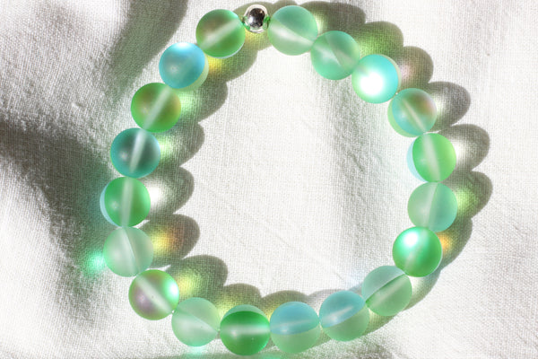 Kerrie Berrie Austrian Glow Glass Bead Bracelet in Green