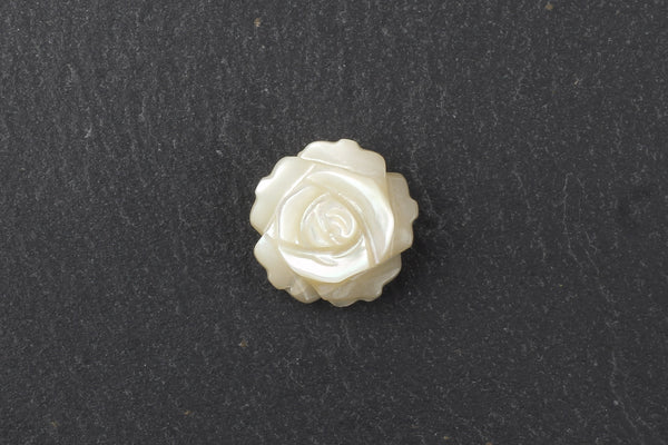 Kerrie Berrie UK Shell Floral Flower Beads for Costume Jewellery Making