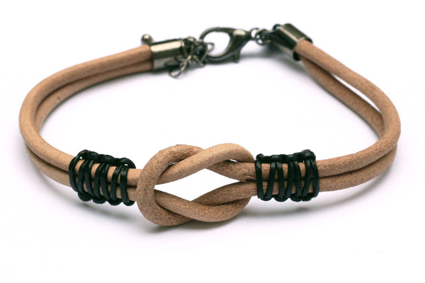 Kerrie Berrie Mens Handmade Hand-knotted Leather Bracelet